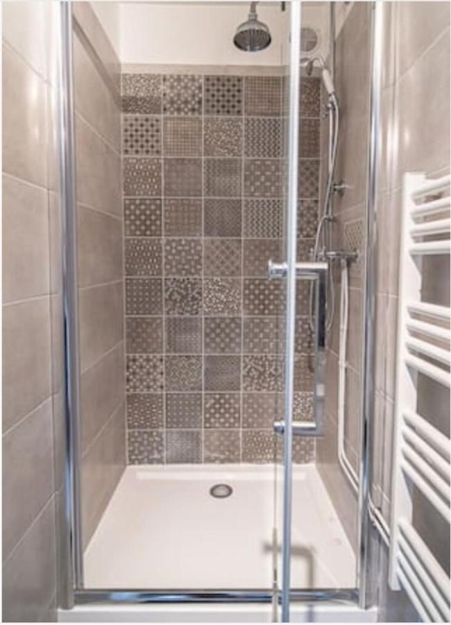 Le San Diego - Appartement 4 Pers Oullins-Lyon Экстерьер фото